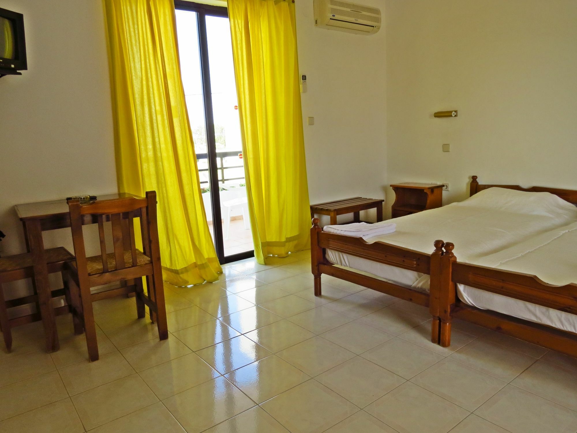 Debby Apartments Ιαλυσός Ρόδος Εξωτερικό φωτογραφία