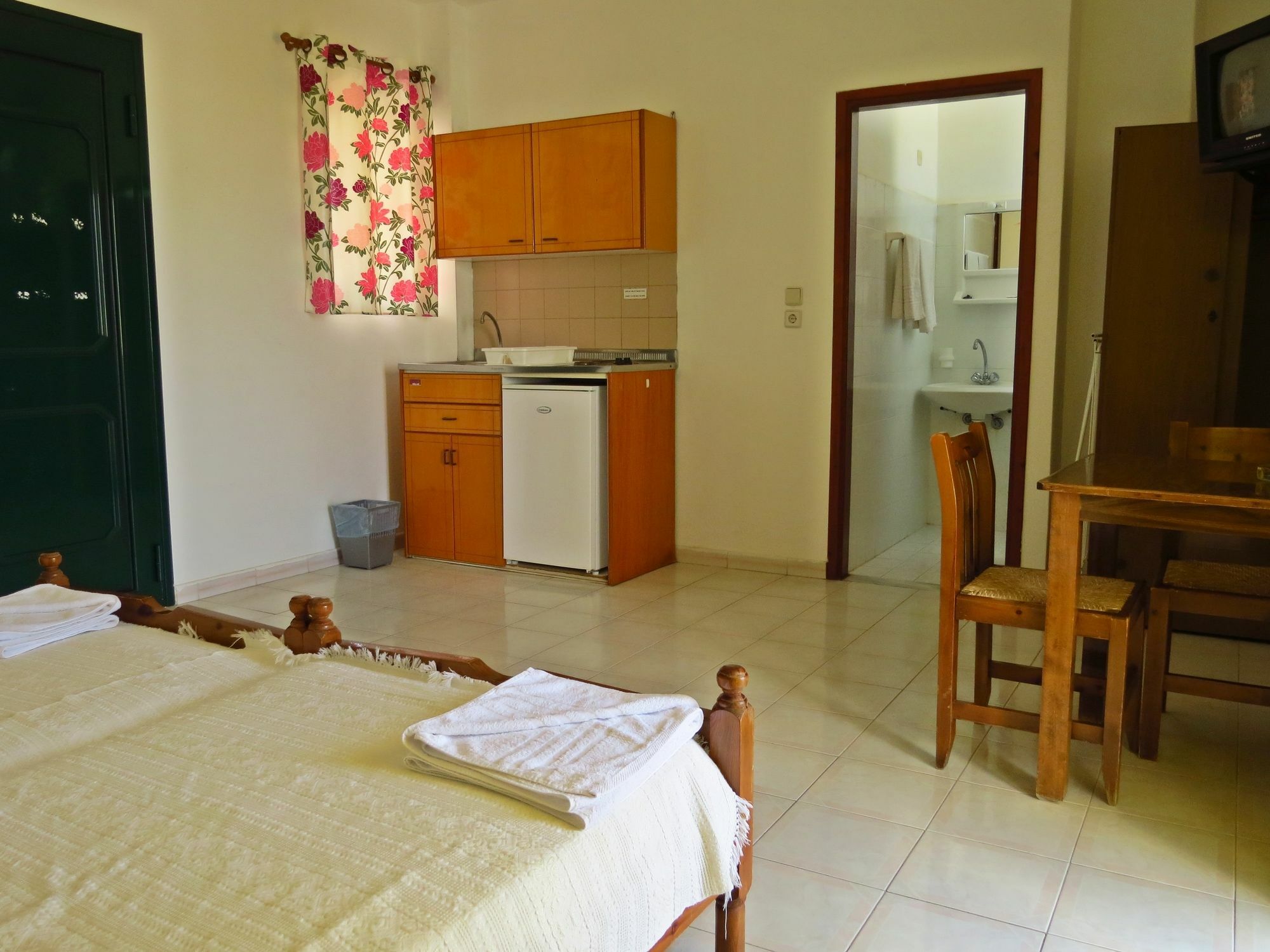 Debby Apartments Ιαλυσός Ρόδος Εξωτερικό φωτογραφία